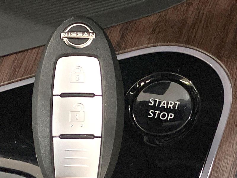 2022 Nissan Aura 6AA-FE13 (UW-6ab09f5b745e5)[4]