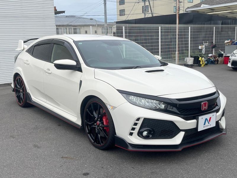 2018 Honda Civic DBA-FK8 (UW-6ab09f633ca60)[5]