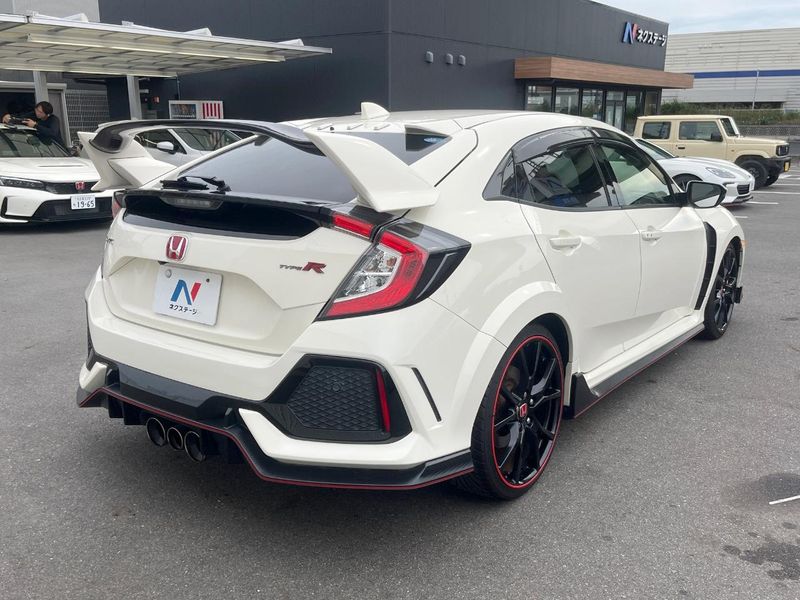 2018 Honda Civic DBA-FK8 (UW-6ab09f633ca60)[7]