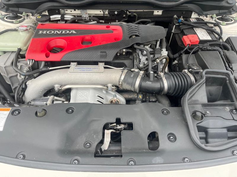 2018 Honda Civic DBA-FK8 (UW-6ab09f633ca60)[17]