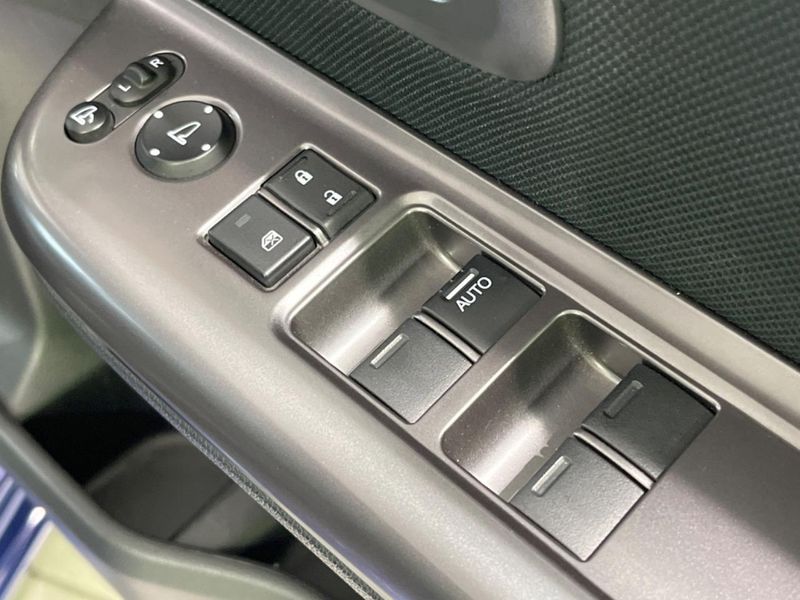 2018 Honda Freed Plus DBA-GB5 (UW-6ab09f697ddd0)[17]