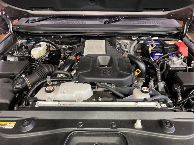 2025 Toyota Land Cruiser 250 3DA-GDJ250W (UW-6ab09f7602b9a)[7]