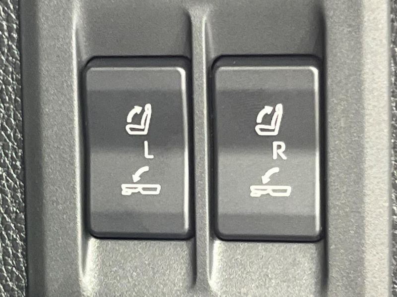 2025 Toyota Land Cruiser 250 3DA-GDJ250W (UW-6ab09f789f5f2)[19]