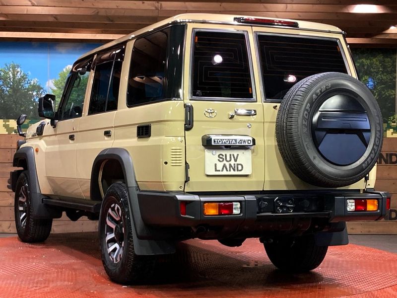 2024 Toyota Land Cruiser 70 3DA-GDJ76W (UW-6ab09f7b5309d)[17]