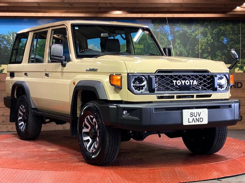 2025 Toyota Land Cruiser 70 3DA-GDJ76W (UW-6ab09f7b6e5d9)[13]