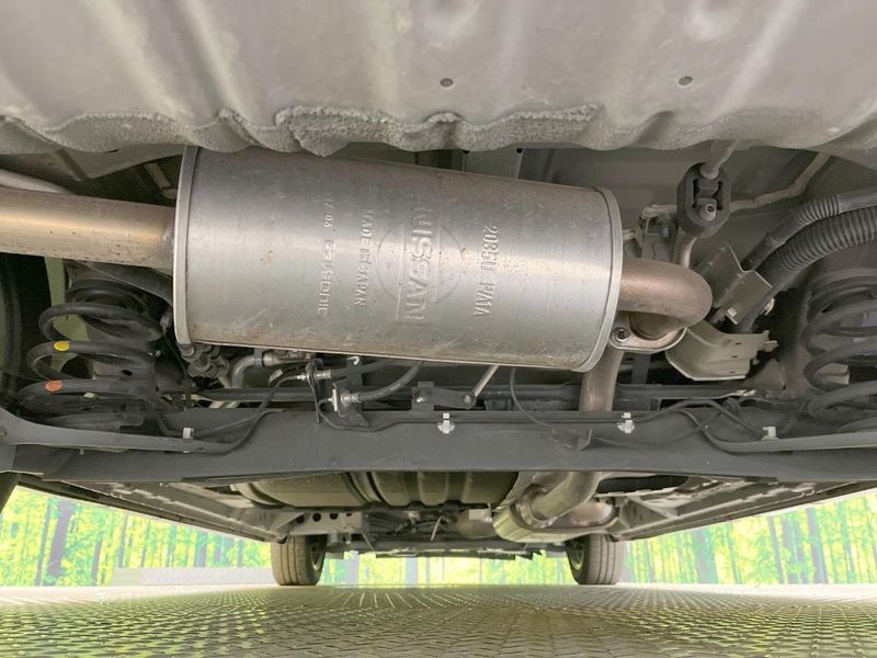 2017 Nissan Serena DAA-GFC27 (UW-6ab09f800f9f3)[19]
