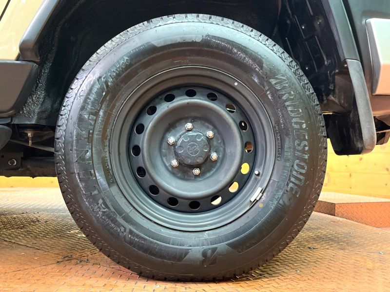 2015 Toyota FJ CRUISER CBA-GSJ15W (UW-6ab09fa5d41ba)[18]
