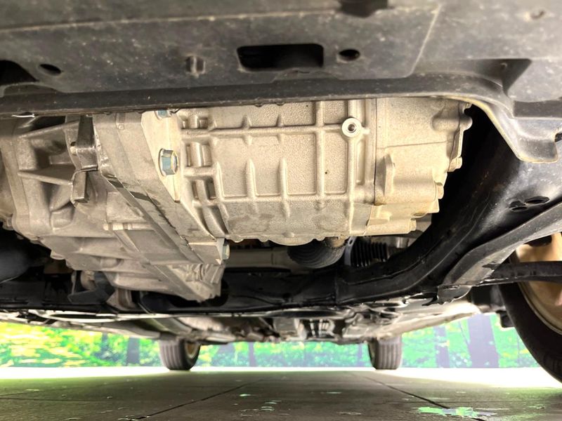2018 Nissan Note DAA-HE12 (UW-6ab09fc89e0fa)[17]