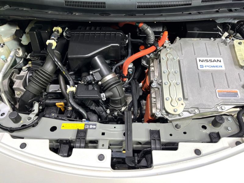 2018 Nissan Note DAA-HE12 (UW-6ab09fc89e0fa)[4]