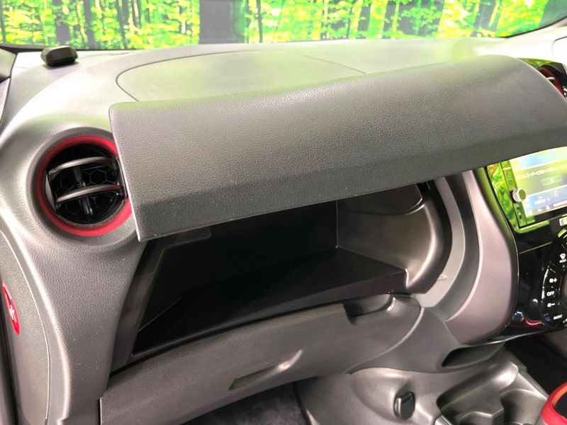2019 Nissan Note DAA-HE12 (UW-6ab09fc8d4130)[26]