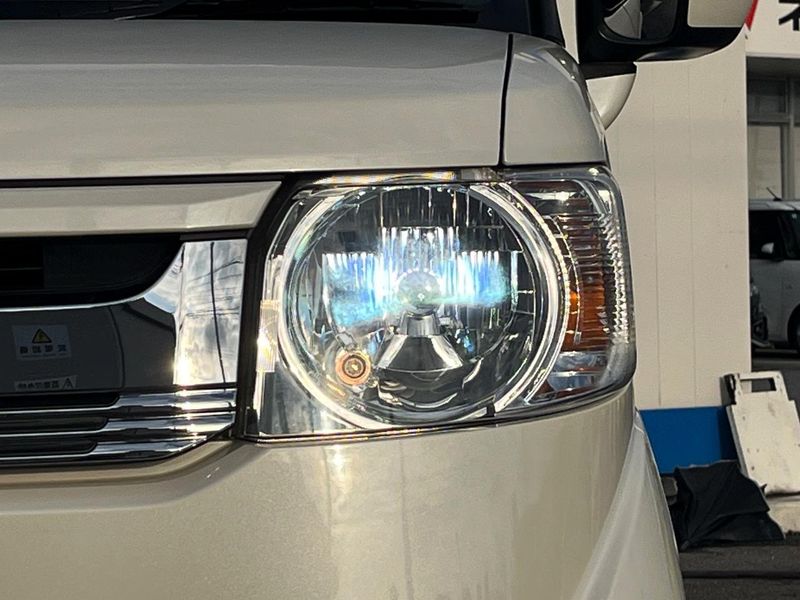 2015 Honda N-BOX Slash DBA-JF1 (UW-6ab0a00737a53)[8]