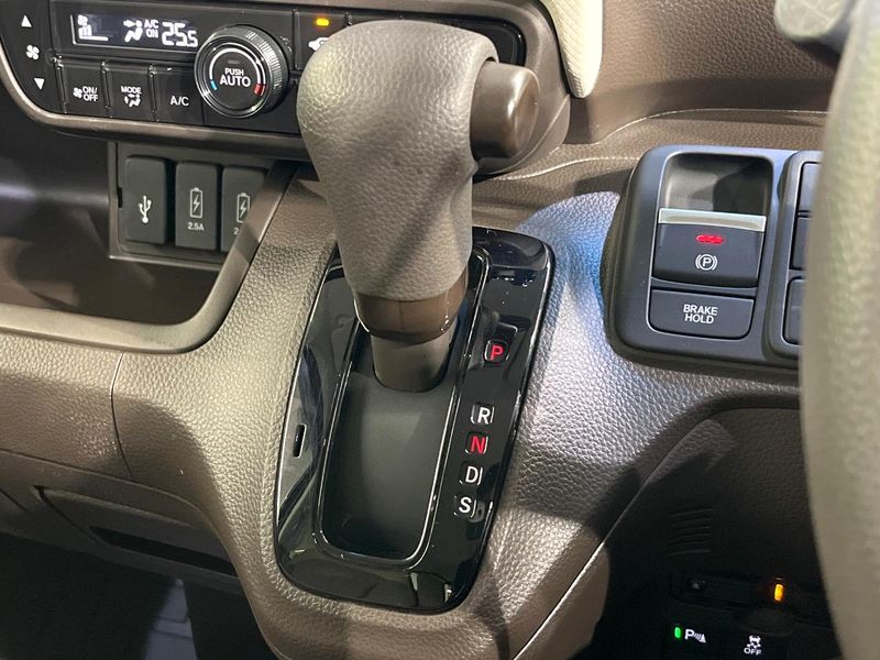 2022 Honda N-BOX 6BA-JF4 (UW-6ab0a02ba0709)[23]