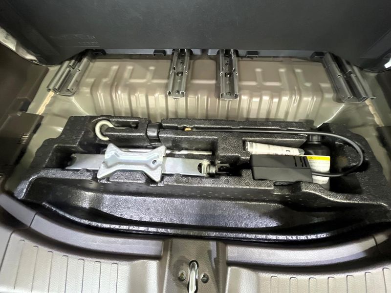2022 Honda N-BOX 6BA-JF4 (UW-6ab0a02ba0709)[6]