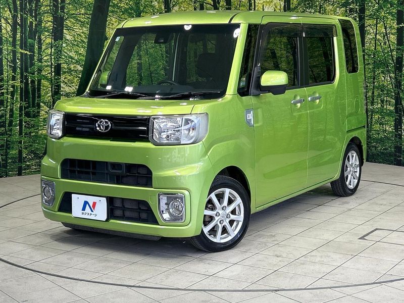 2016 Toyota Pixis Mega DBA-LA700A (UW-6ab0a0adb3e9d)[0]