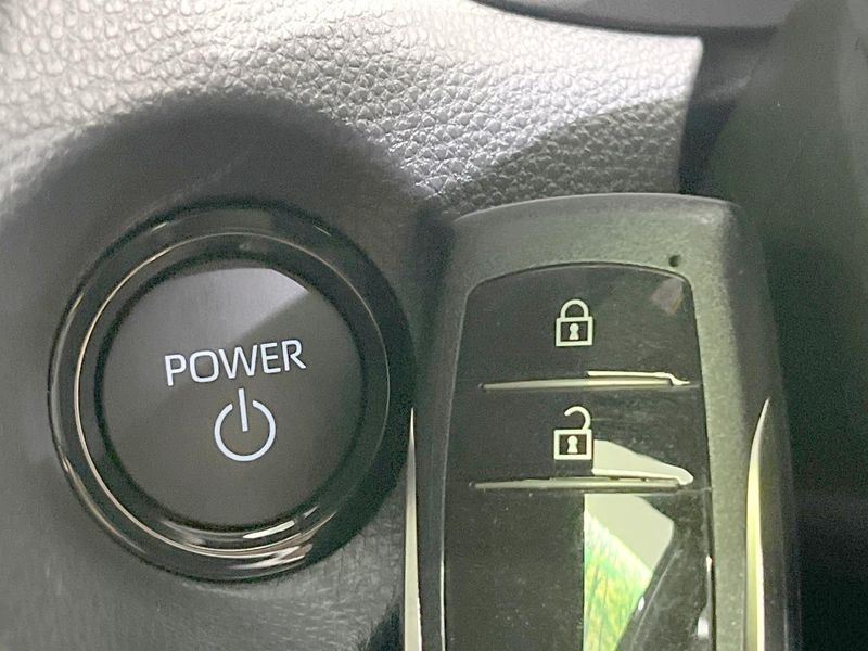 2025 Toyota Corolla Cross 6AA-MXGH15 (UW-6ab0a15b93dd9)[5]