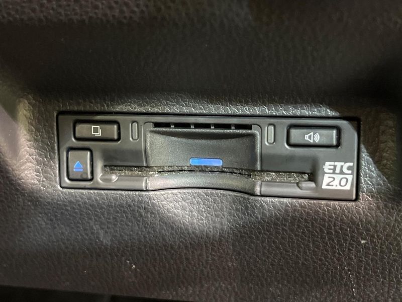 2023 Toyota Sienta 5BA-MXPC10G (UW-6ab0a160c3f5a)[28]