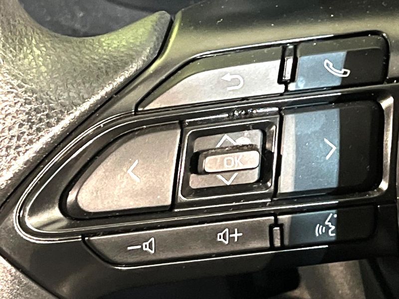 2023 Toyota Yaris 6AA-MXPH15 (UW-6ab0a1643d3c9)[25]