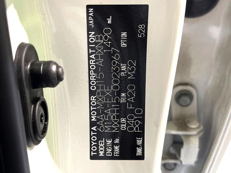 2023 Toyota Yaris 6AA-MXPH15 (UW-6ab0a1643d3c9)[1]
