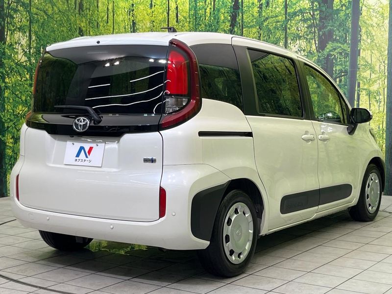 2023 Toyota Sienta 6AA-MXPL10G (UW-6ab0a17d2fd73)[8]