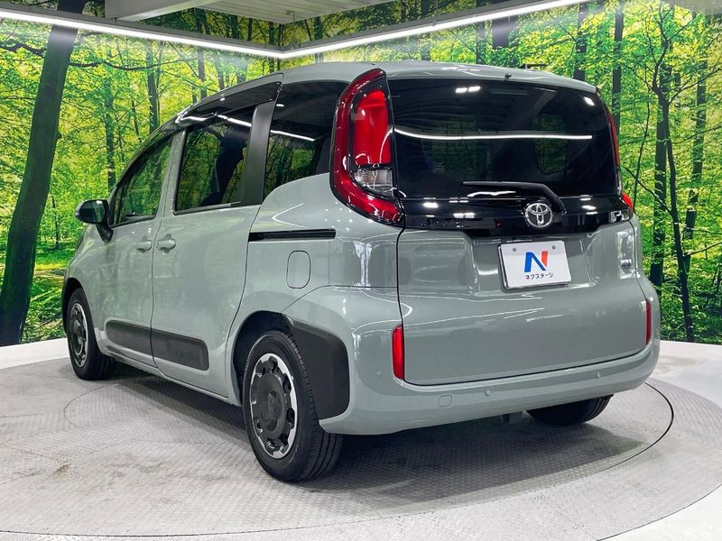 2024 Toyota Sienta 6AA-MXPL10G (UW-6ab0a17d75a9f)[18]