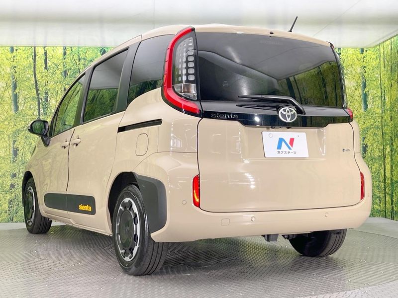 2024 Toyota Sienta 6AA-MXPL10G (UW-6ab0a17f1beca)[22]