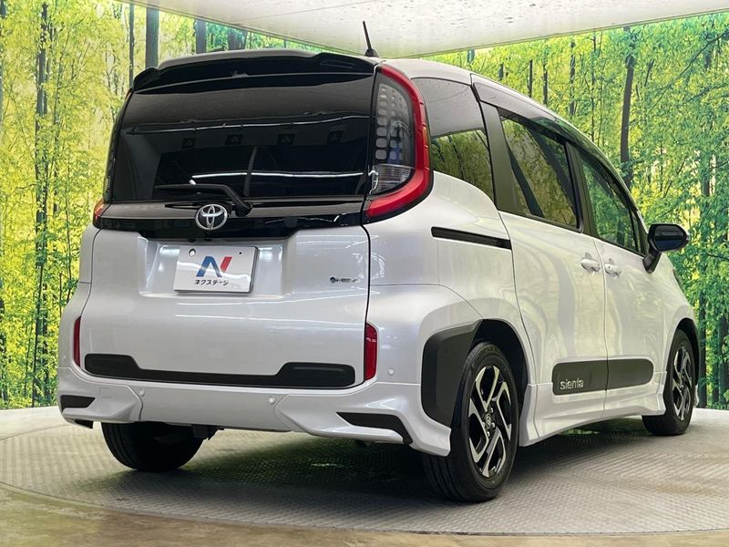 2024 Toyota Sienta 6AA-MXPL10G (UW-6ab0a17f3c807)[23]