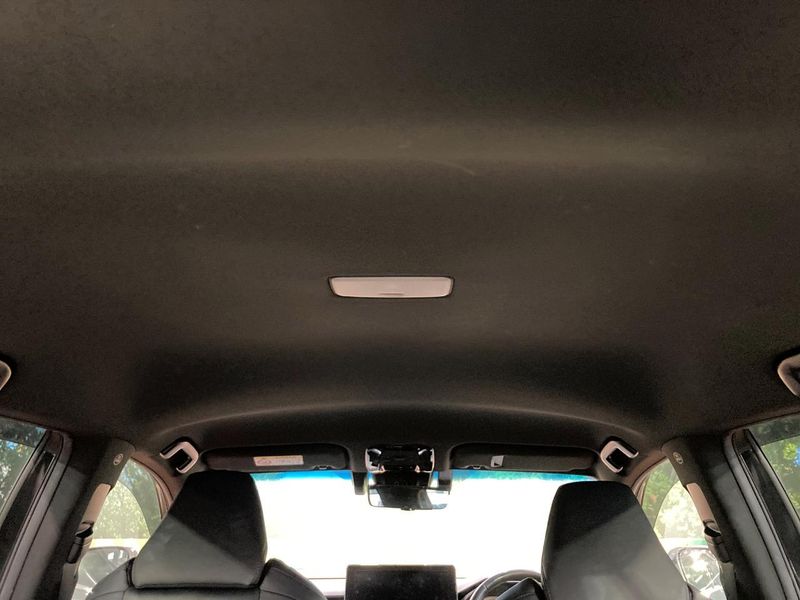 2021 Toyota Harrier 6BA-MXUA80 (UW-6ab0a18a7c9f8)[28]