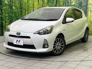 2012 Toyota Aqua DAA-NHP10