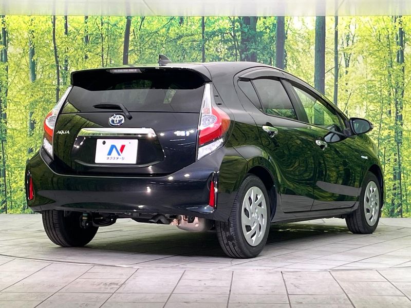 2018 Toyota Aqua DAA-NHP10 (UW-6ab0a1bcb65b1)[16]