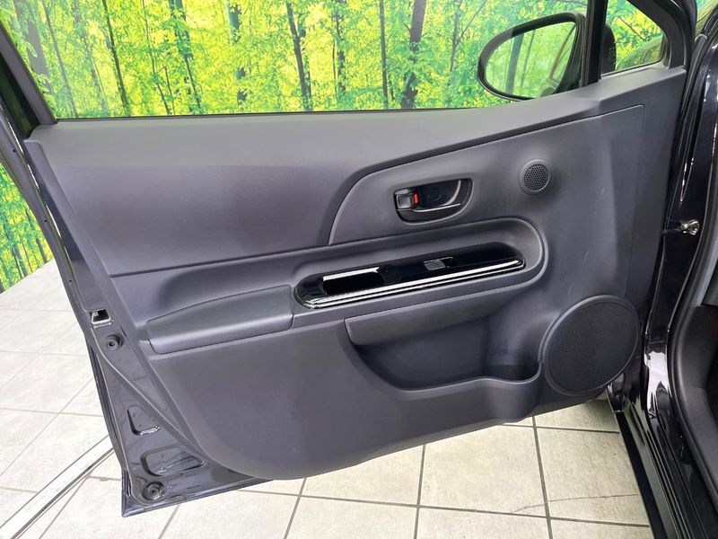 2018 Toyota Aqua DAA-NHP10 (UW-6ab0a1bcb65b1)[28]