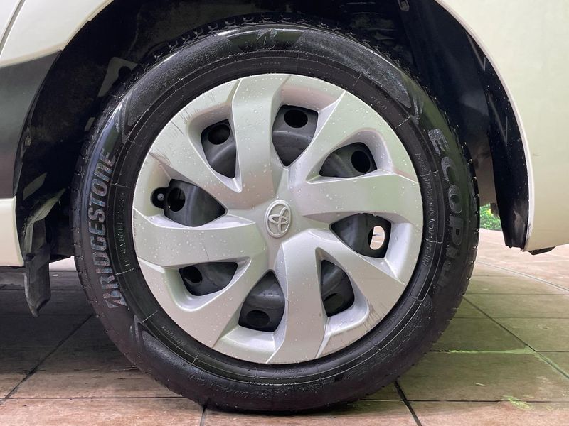 2017 Toyota Sienta DAA-NHP170G (UW-6ab0a1c0d4f37)[11]