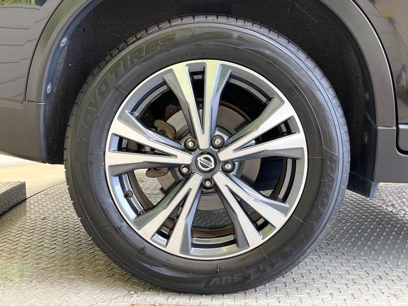 2019 Nissan X-Trail DBA-NT32 (UW-6ab0a1d1a1b72)[18]