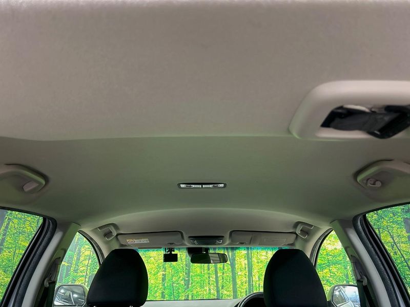 2014 Honda Vezel DAA-RU3 (UW-6ab0a1e7cf29f)[20]