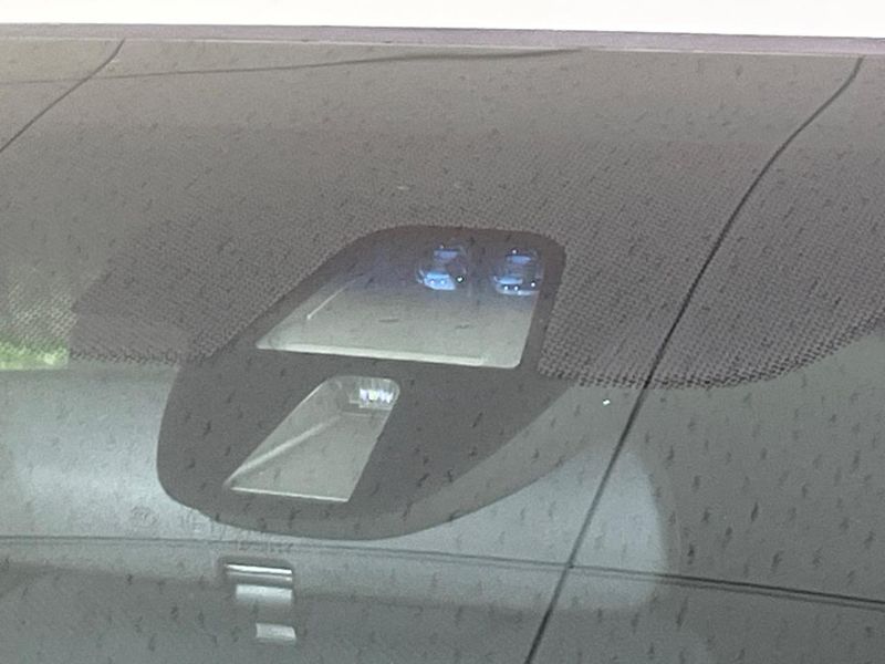 2014 Honda Vezel DAA-RU4 (UW-6ab0a1ee66c4e)[4]