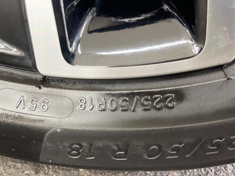 2021 Honda Vezel 6AA-RV5 (UW-6ab0a1f240226)[8]