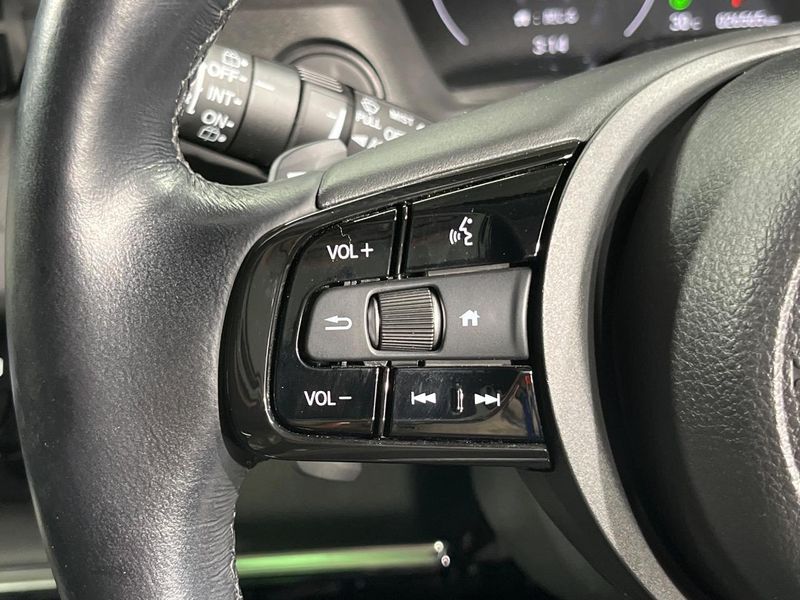 2021 Honda Vezel 6AA-RV5 (UW-6ab0a1f380dcc)[8]