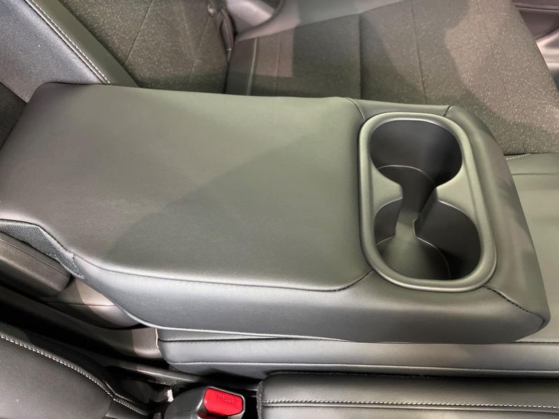 2023 Honda Vezel 6AA-RV5 (UW-6ab0a1f7bd32e)[24]