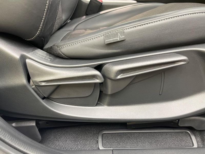 2023 Honda Vezel 6AA-RV5 (UW-6ab0a1f7bd32e)[18]