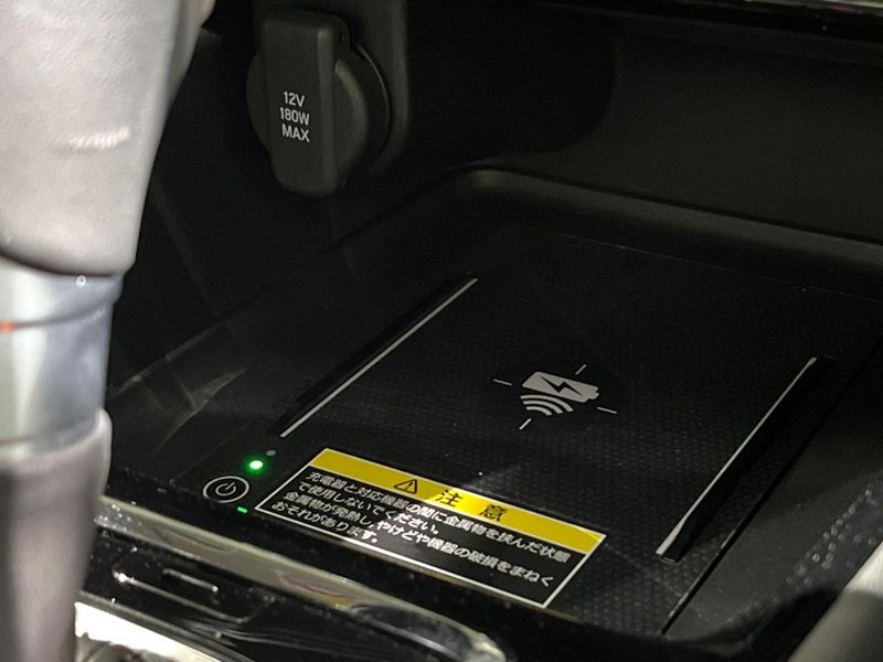 2024 Honda Vezel 6AA-RV5 (UW-6ab0a1f9e85ce)[18]