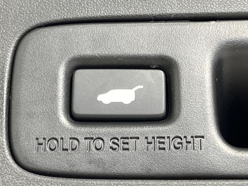 2023 Honda ZR-V 6AA-RZ4 (UW-6ab0a2008ffde)[12]