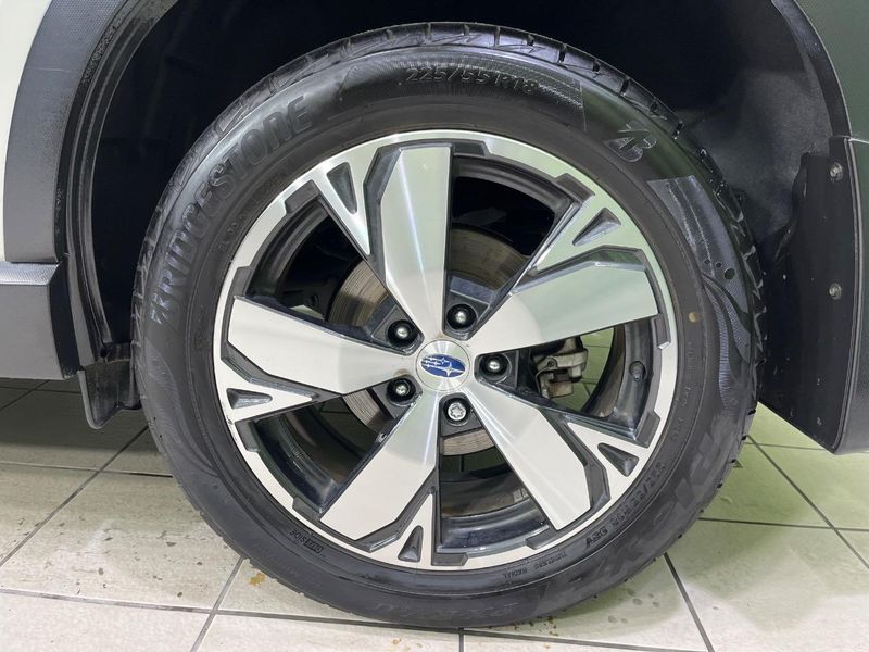 2020 Subaru Forester 5AA-SKE (UW-6ab0a21794b25)[17]