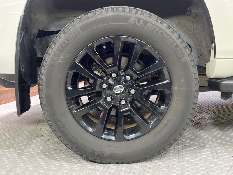 2022 Toyota Land Cruiser Prado 3BA-TRJ150W (UW-6ab0a22aeef2e)[29]