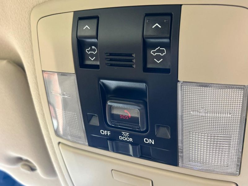 2022 Toyota Land Cruiser Prado 3BA-TRJ150W (UW-6ab0a22bb61ce)[28]