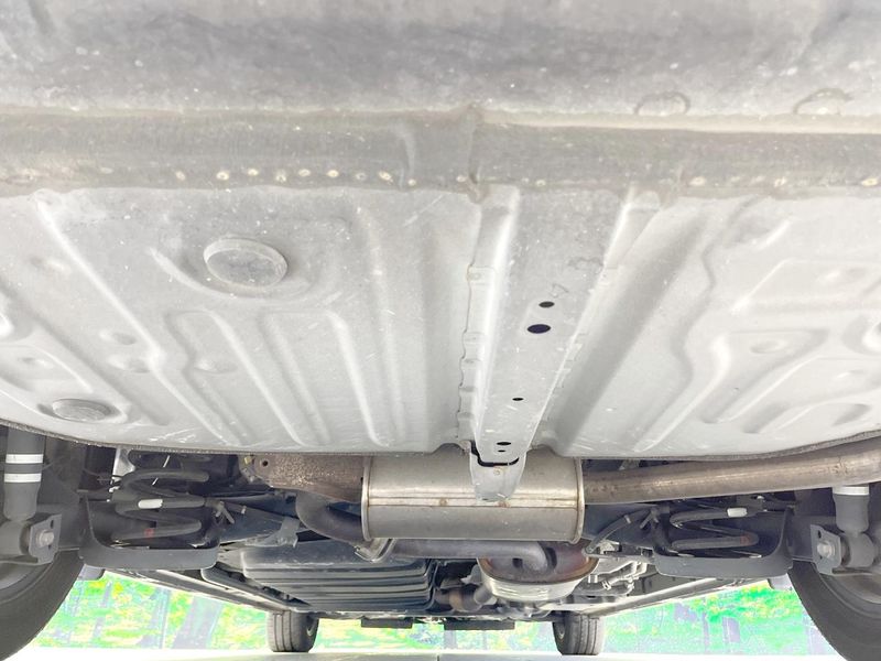 2018 Toyota Voxy DBA-ZRR80W (UW-6ab0a28541df9)[15]