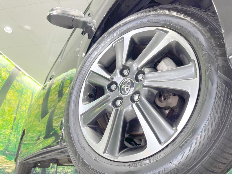 2018 Toyota Voxy DBA-ZRR80W (UW-6ab0a28541df9)[24]