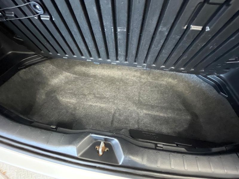 2016 Toyota Voxy DBA-ZRR85G (UW-6ab0a28bf0f24)[5]