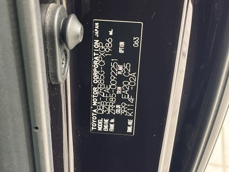 2017 Toyota Esquire DBA-ZRR85G (UW-6ab0a28cd06cd)[1]