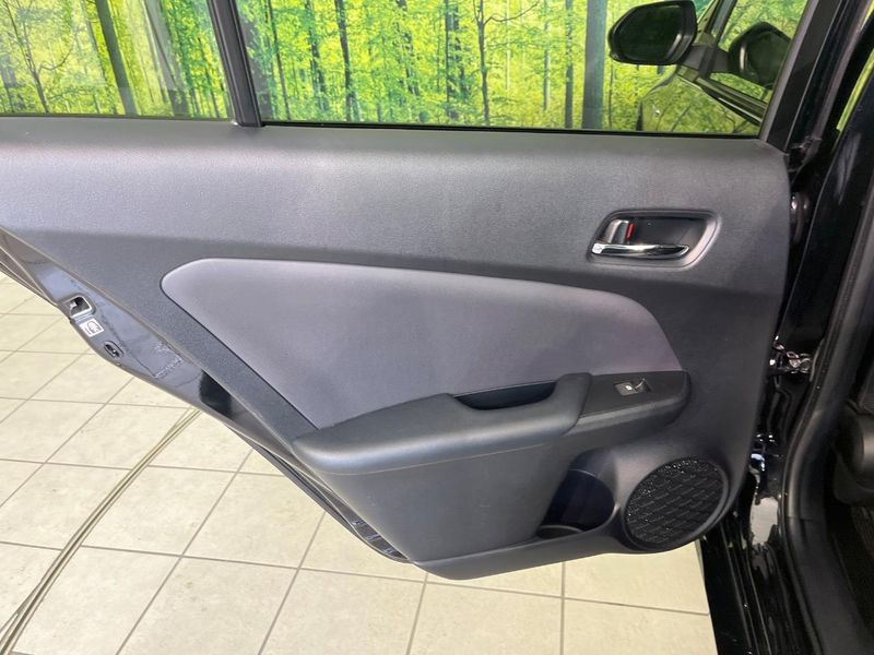 2018 Toyota Prius DAA-ZVW50 (UW-6ab0a2a851c0d)[11]