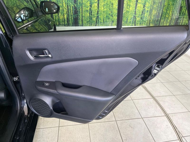 2018 Toyota Prius DAA-ZVW50 (UW-6ab0a2a851c0d)[26]