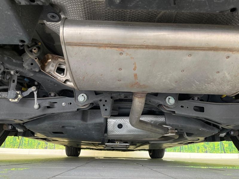2018 Toyota Prius DAA-ZVW50 (UW-6ab0a2a851c0d)[20]